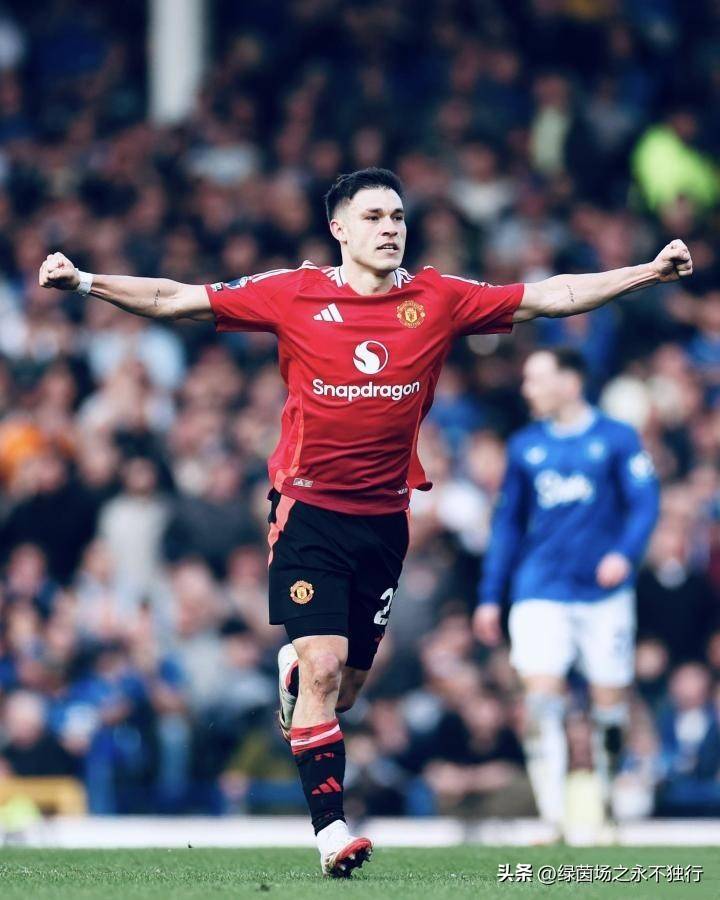 曼联：5000万法甲抢断王成为废柴，身价暴跌，已被阿莫林已经放弃